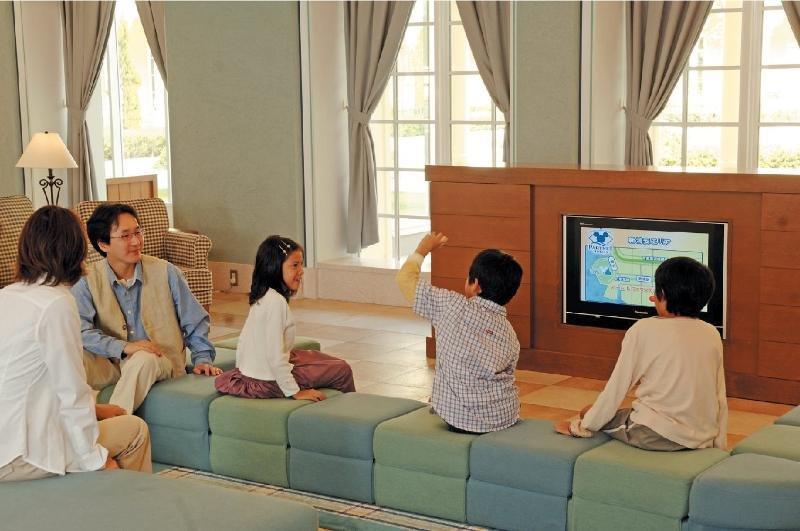 Tokyo Disney Celebration Hotel Urayasu Extérieur photo